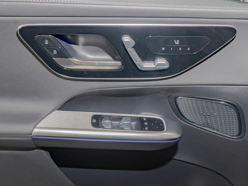 Mercedes-Benz GLC 300 d 4M AMG-Sport/Pano/AHK/Night/Distr/20'