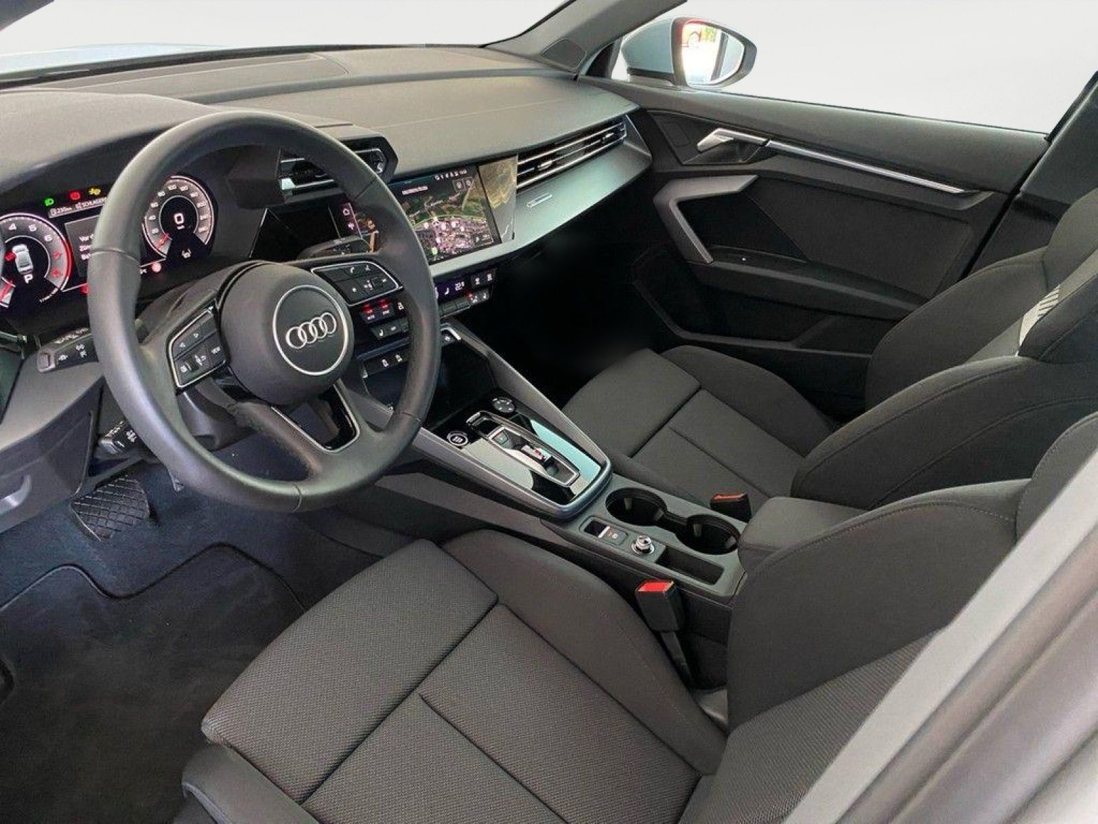 Audi A3 Limousine 30 TFSI advanced - Samsaru's Car Outlet