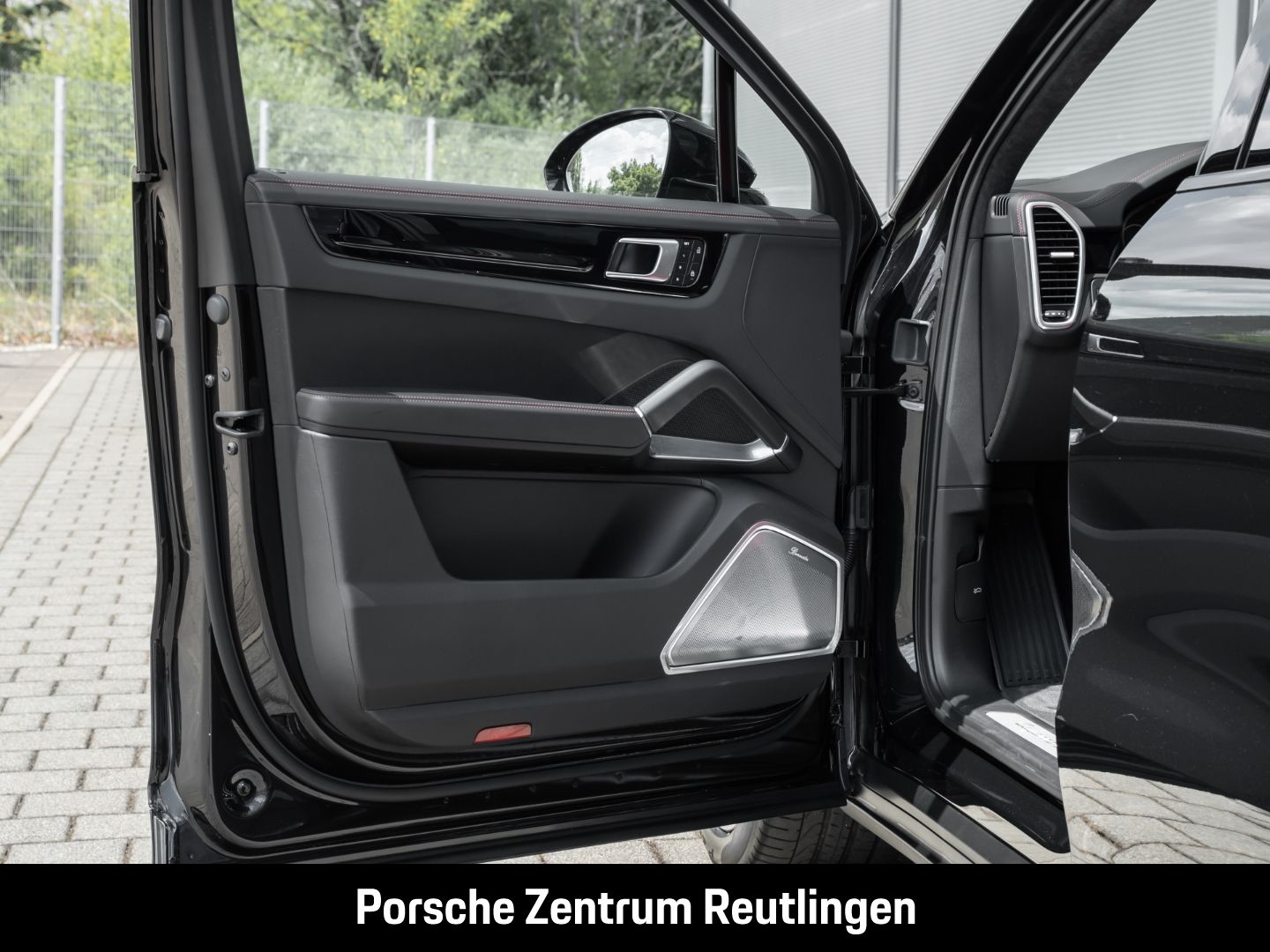Porsche Cayenne Turbo Burmester Panorama Luftfederung