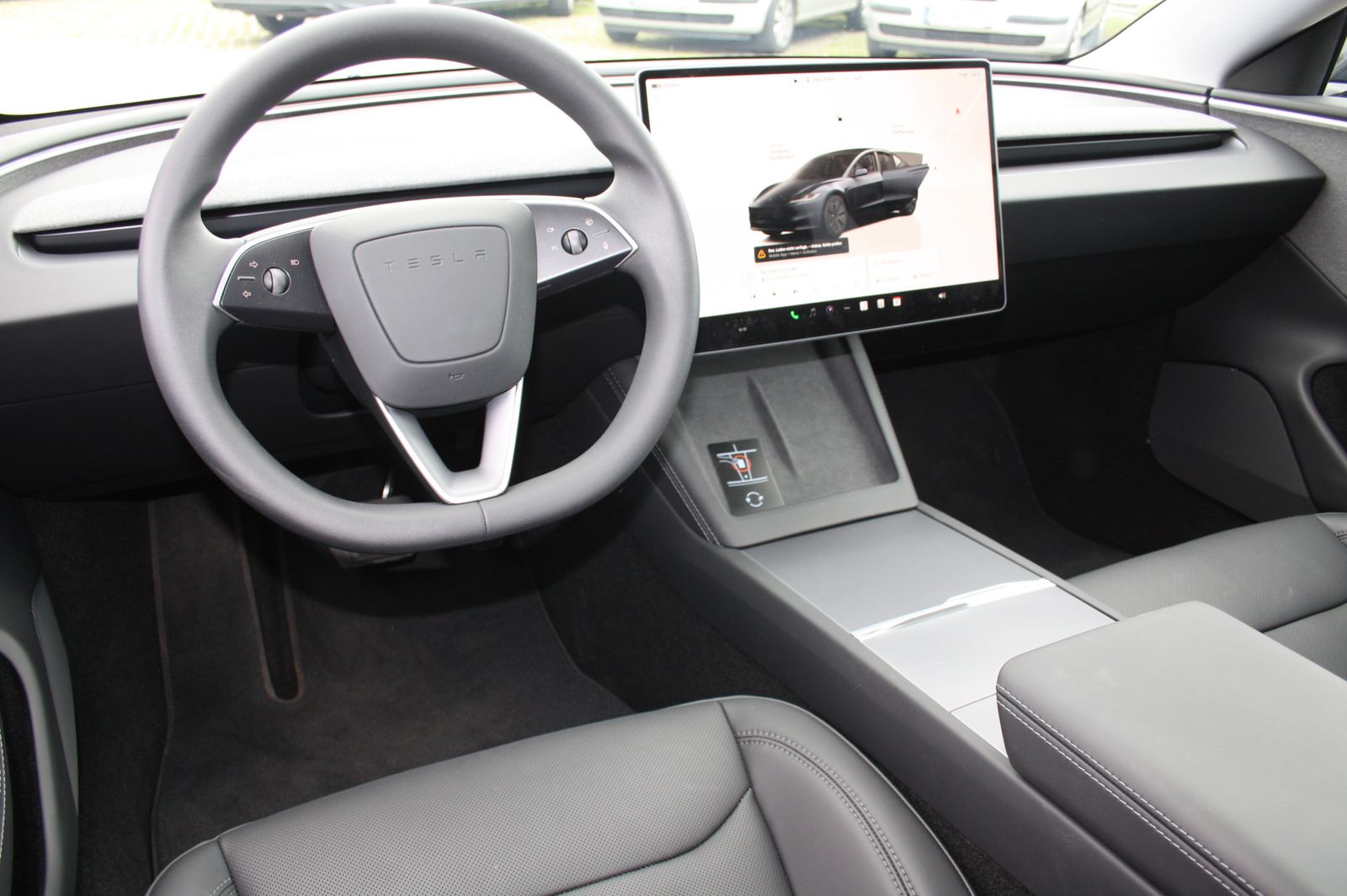 Tesla Model 3 HIGHLAND SR RWD PANORAMA 1.HAND