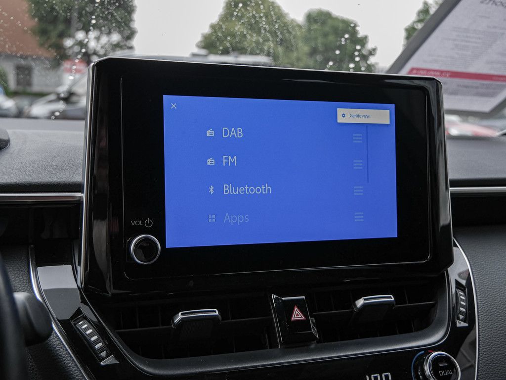 Toyota Corolla Touring Sports 2.0 Hybrid Business - Samsaru's Car Outlet
