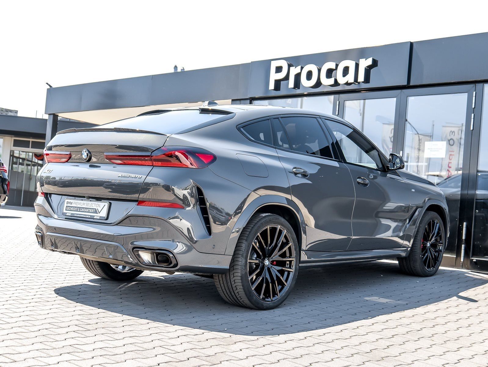 BMW X6 xDrive40d M Sport PANO ACC AHK RFK NAVI LED
