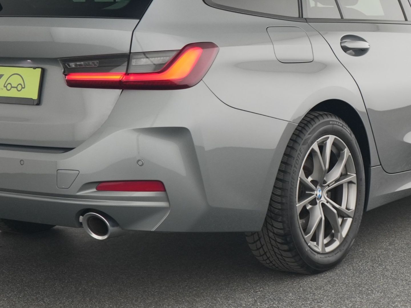 BMW 320 d xDrive Touring - Samsaru's Car Outlet