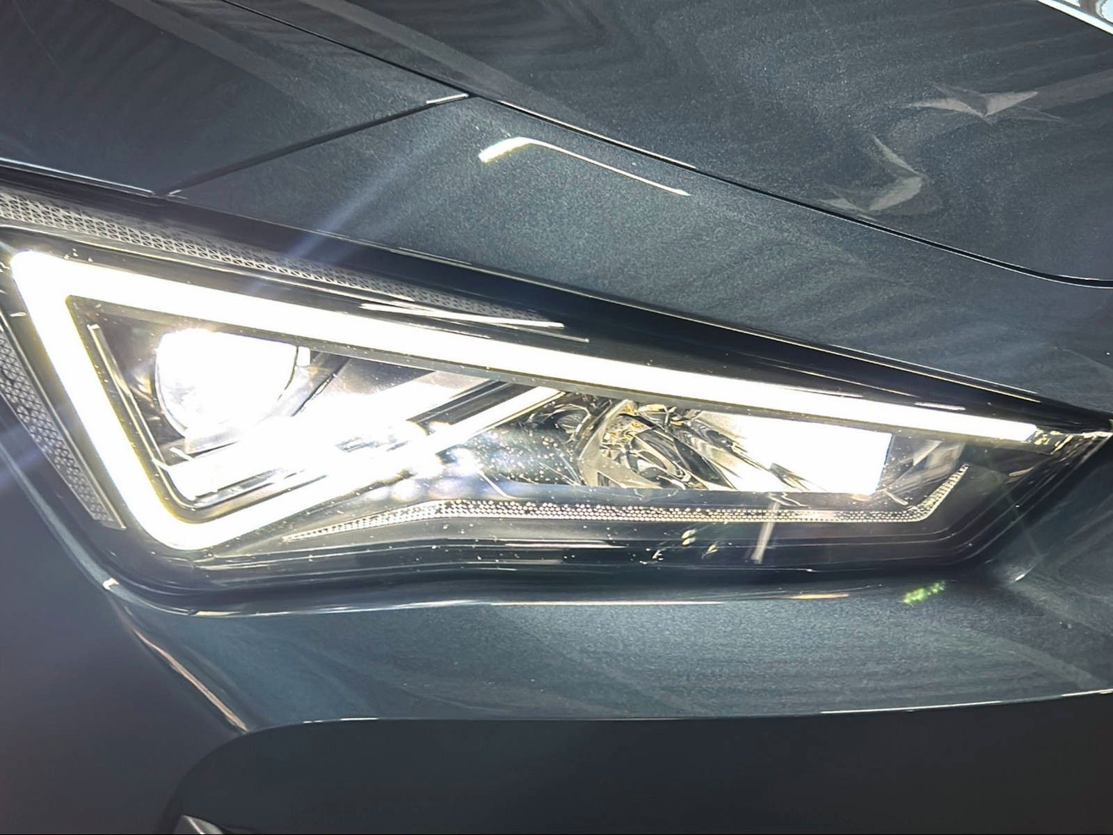Cupra Leon 1.4 e-HYBRID - Samsaru's Car Outlet