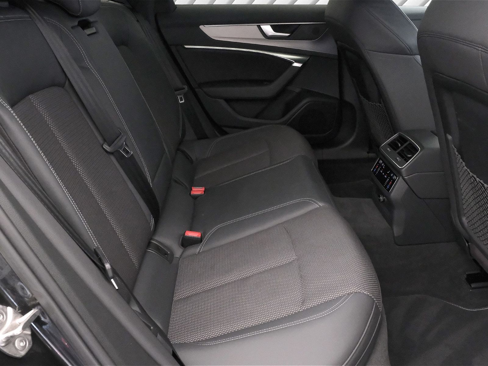 Audi A6 Avant 40 TDI sport M Sport - Samsaru's Car Outlet