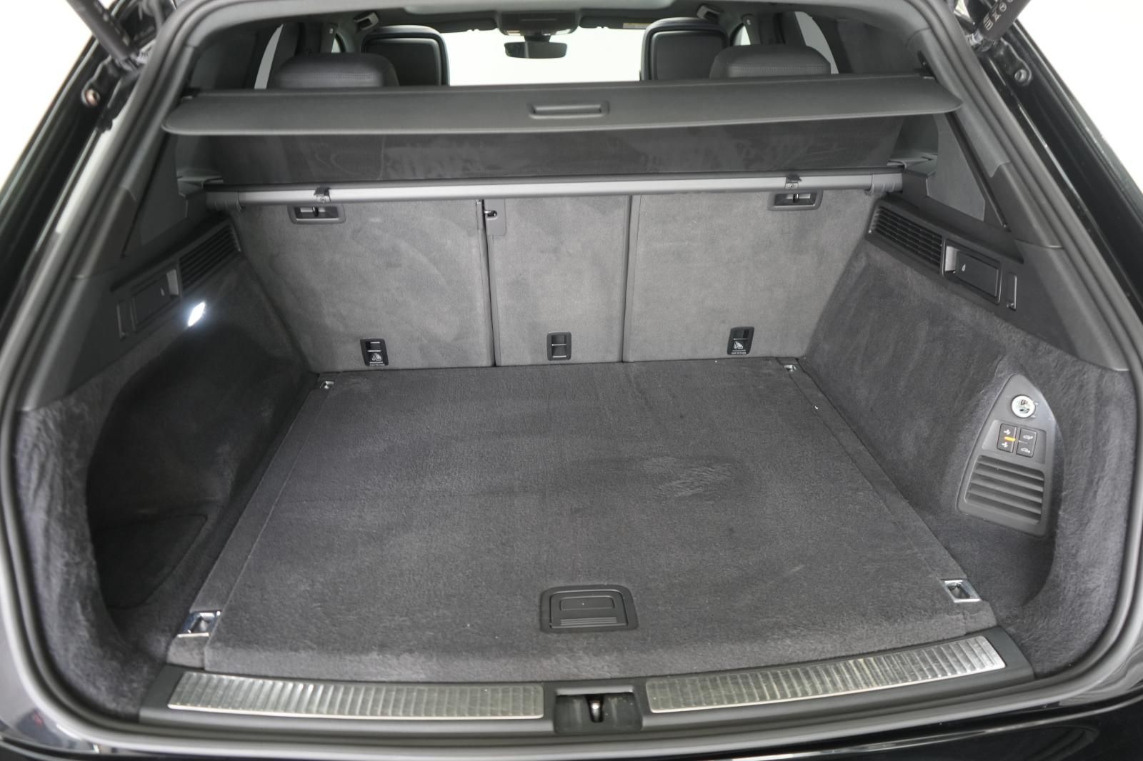 Volkswagen Touareg R 3.0 V6 e-Hybrid 4Motion Leder/ACC/Kame