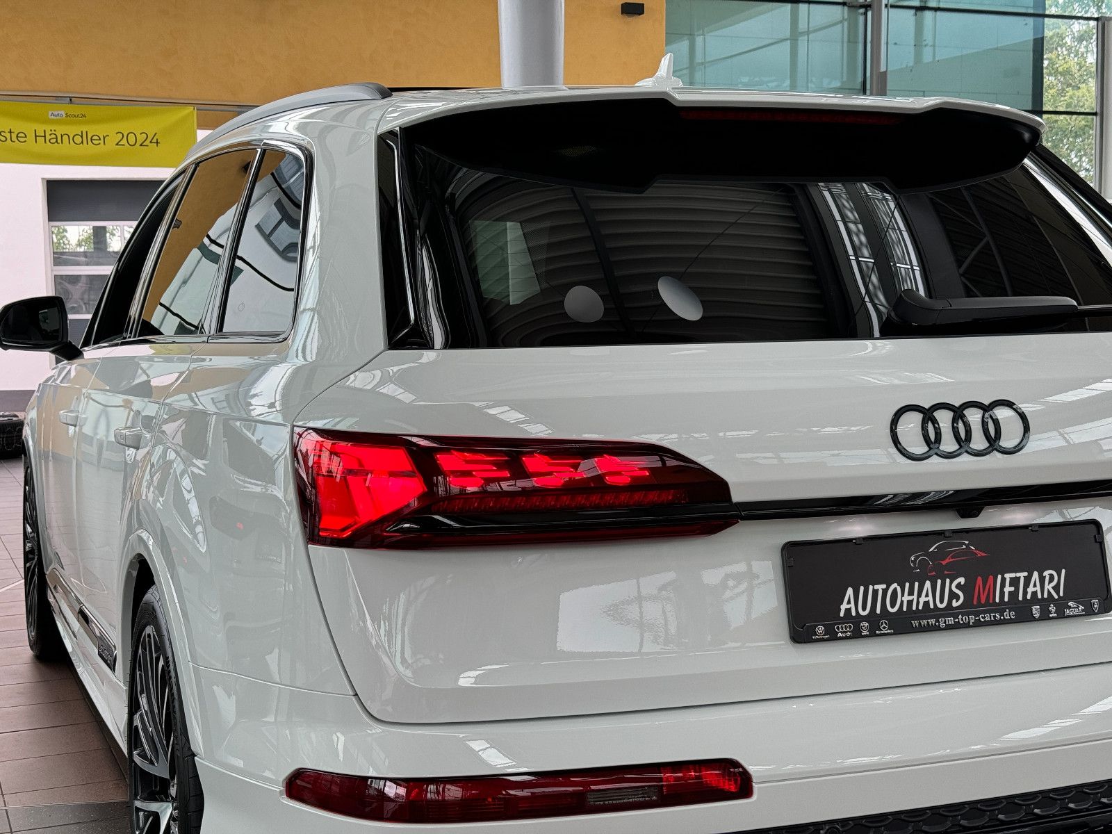 Audi Q7 50 TDI 2x S line Wankstabilisierung OLED Matr