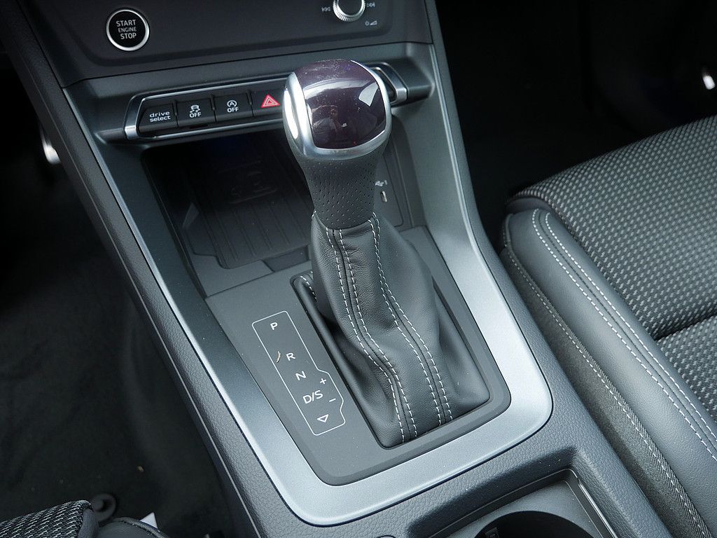 Audi Q3 45 TFSI quattro S line SONOS+AHK+NAVI+KAMERA+