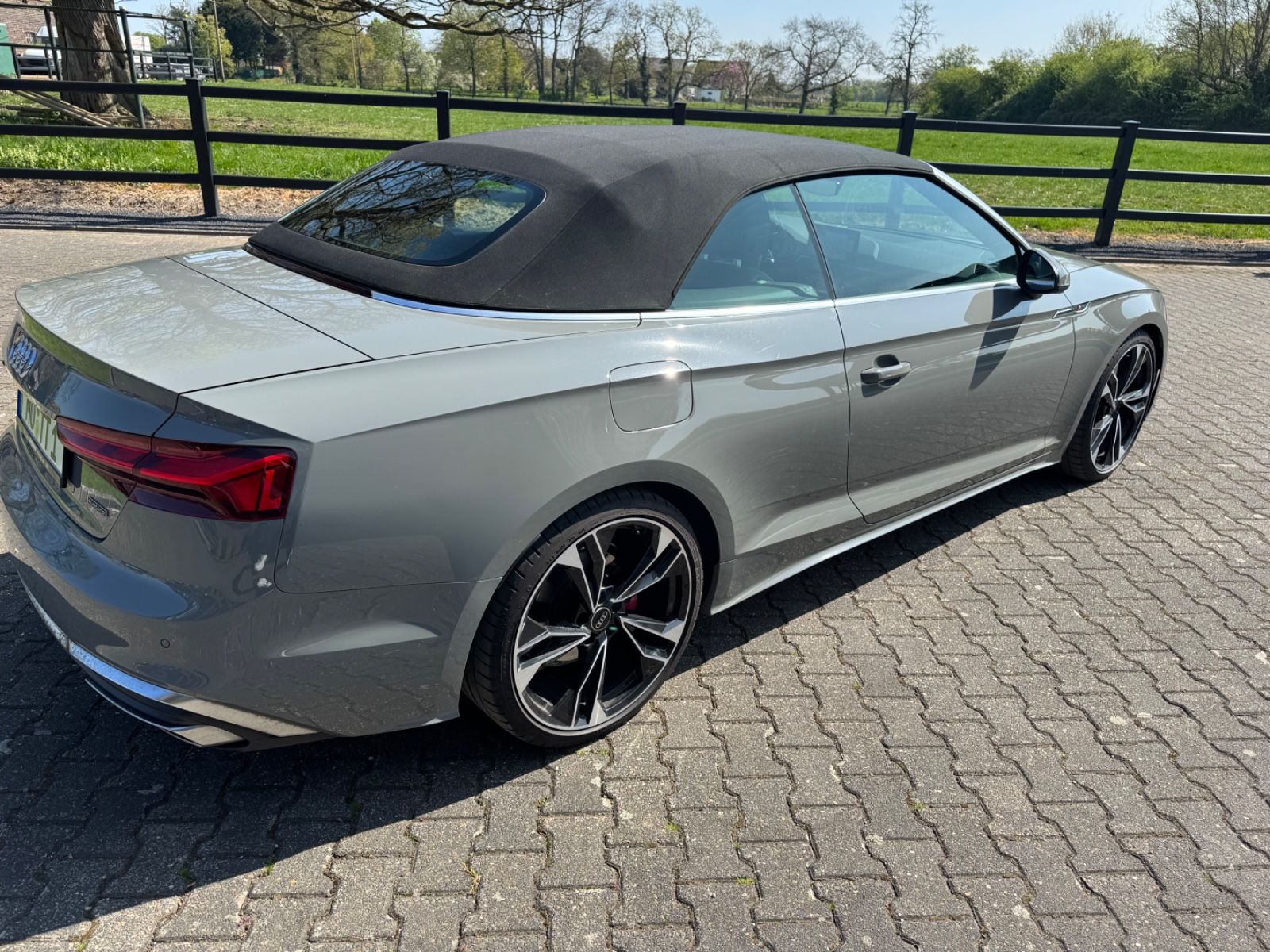 Audi A5 Cabriolet 40 TFSI quattro S line