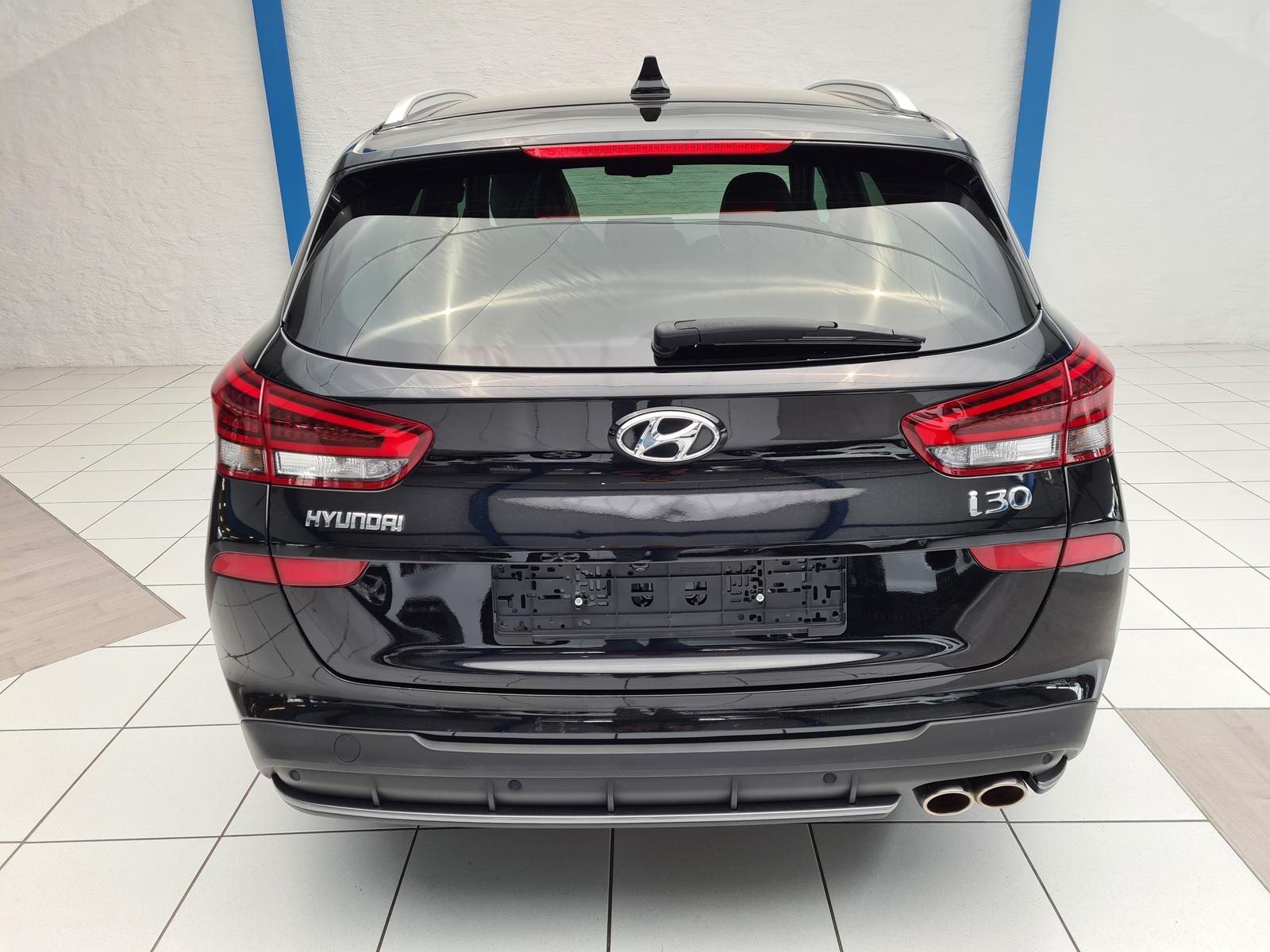 Hyundai i30 cw 1.5 T-GDI N Line - Samsaru's Car Outlet