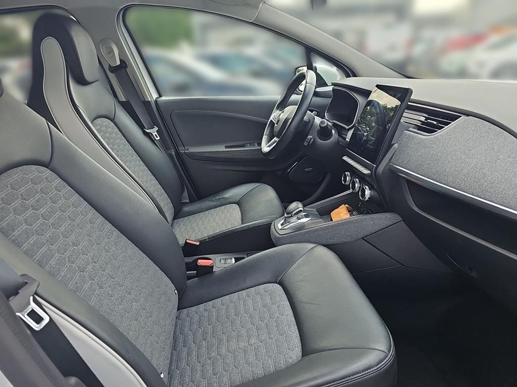 Renault ZOE Intens Z.E. 50 - Samsaru's Car Outlet