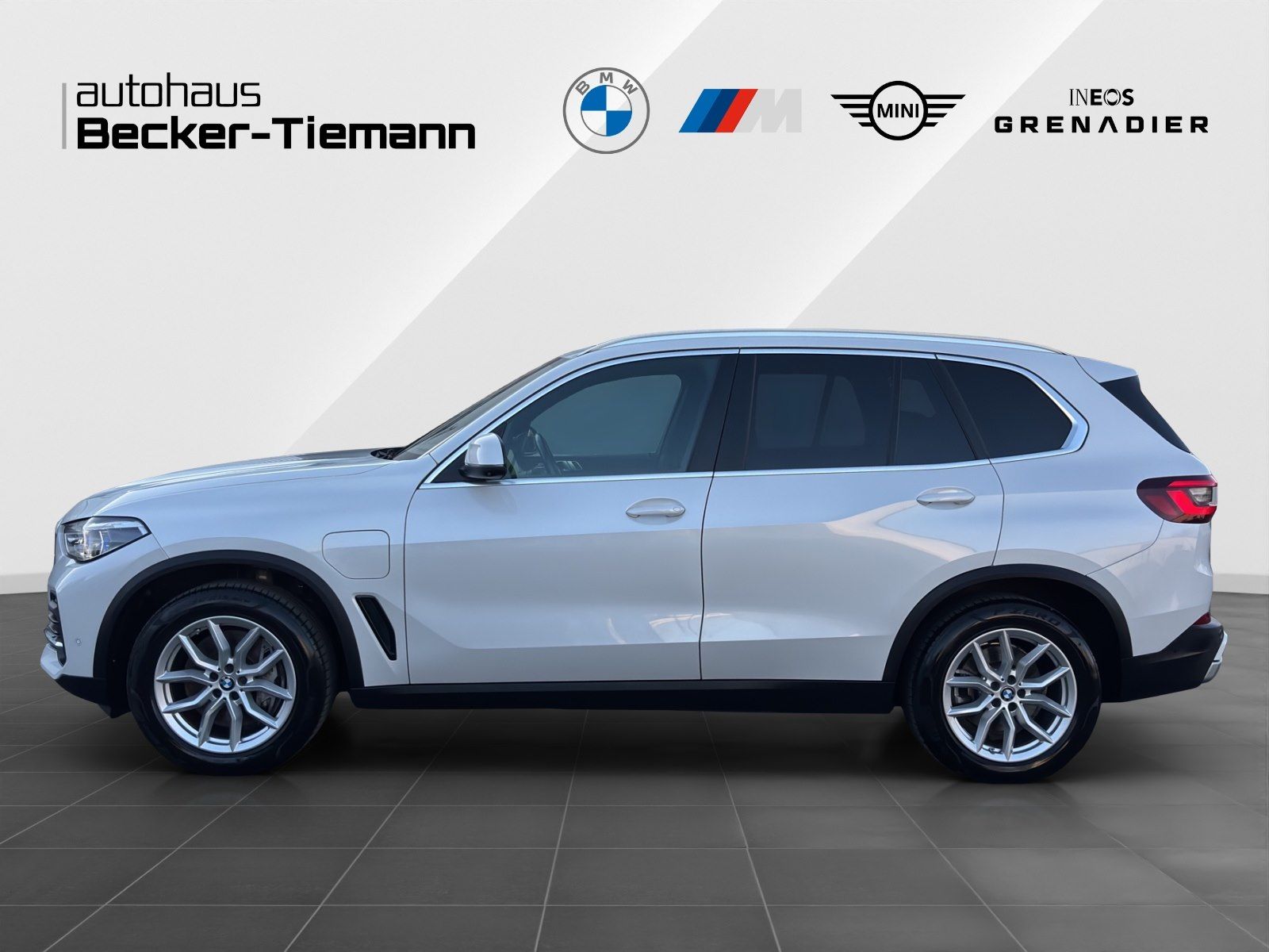 BMW X5 xDrive45e B&W HiFi | Pano.Dach SkyL. | 2-A Lu