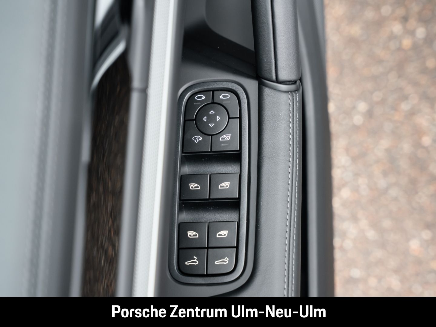 Porsche Cayenne Coupe InnoDrive Surround-View LED-Matrix