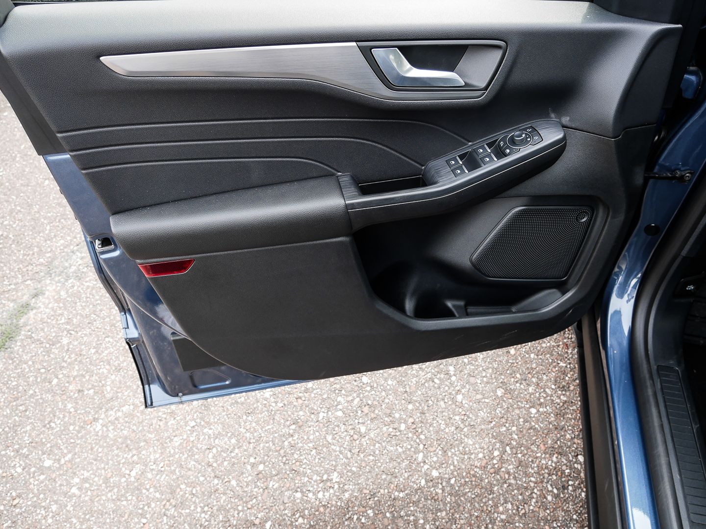 Ford Kuga Titanium X PHEV - Samsaru's Car Outlet