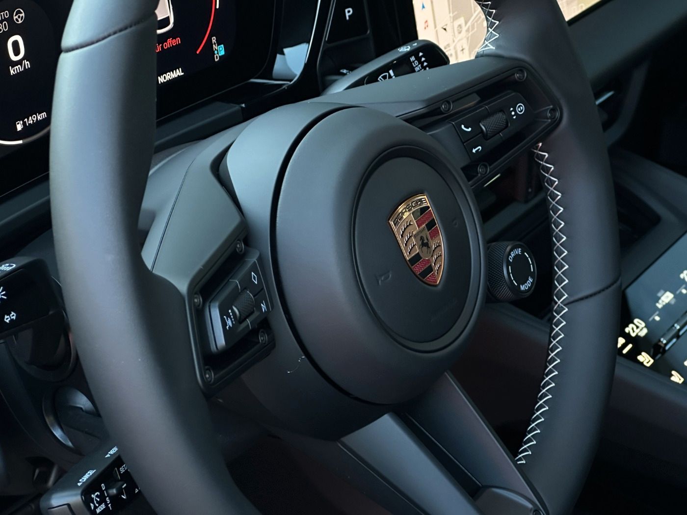 Porsche Macan 4 PANO Burmester Sitzbel. 360°