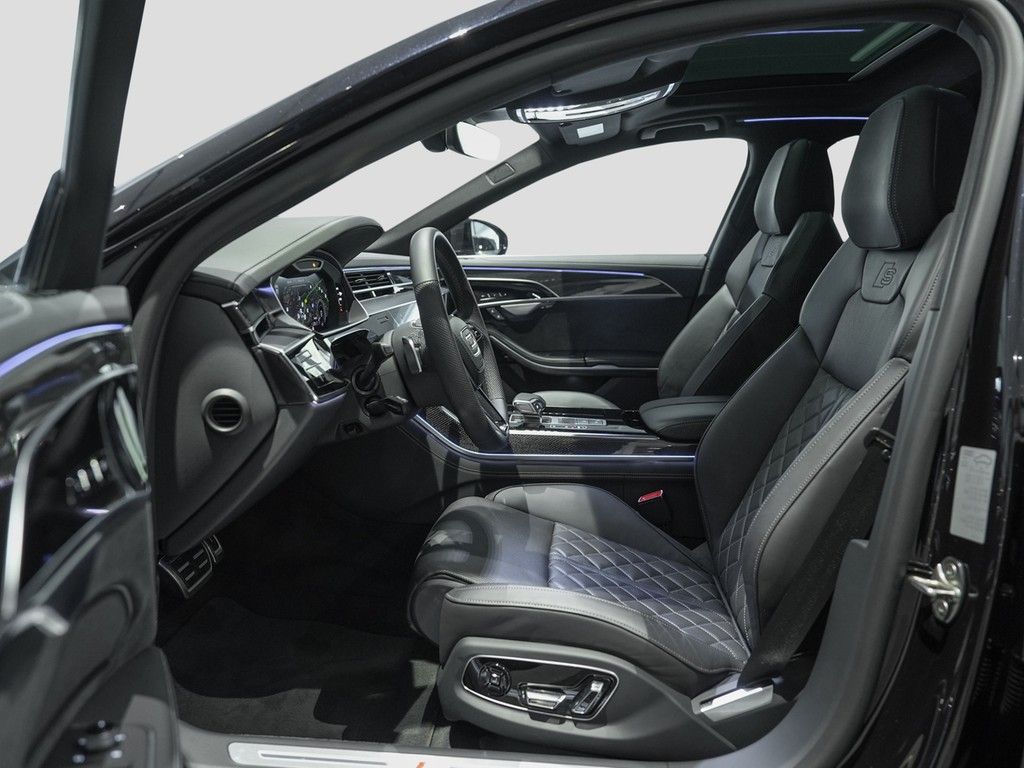 Audi A8 60 TFSIe quattro S line - Samsaru's Car Outlet