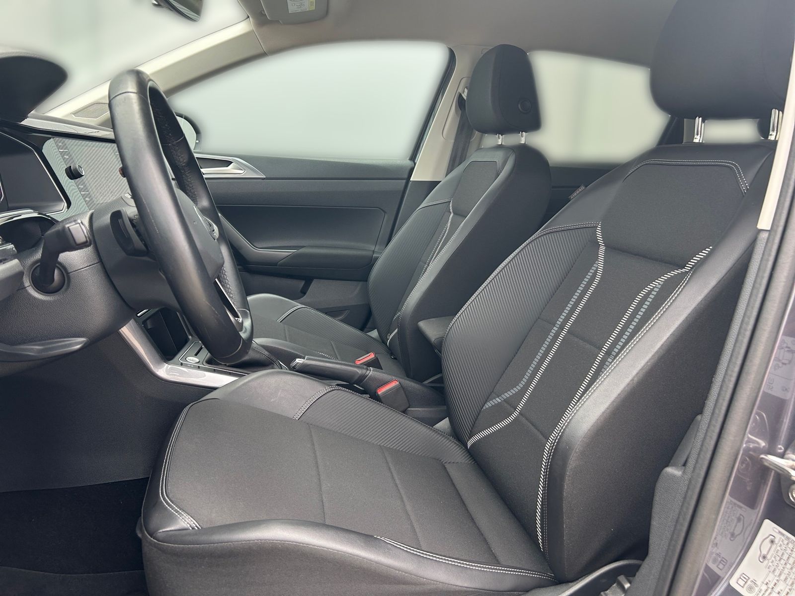 Volkswagen Taigo 1.5 TSI Style - Samsaru's Car Outlet