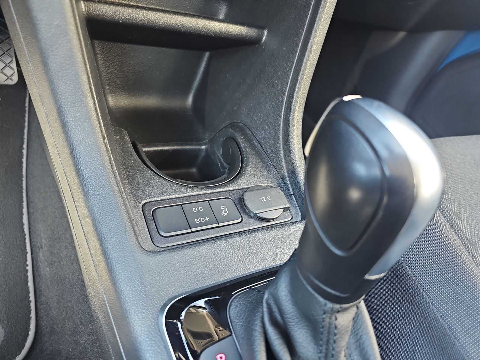 Volkswagen up! e-Up! - Samsaru's Car Outlet