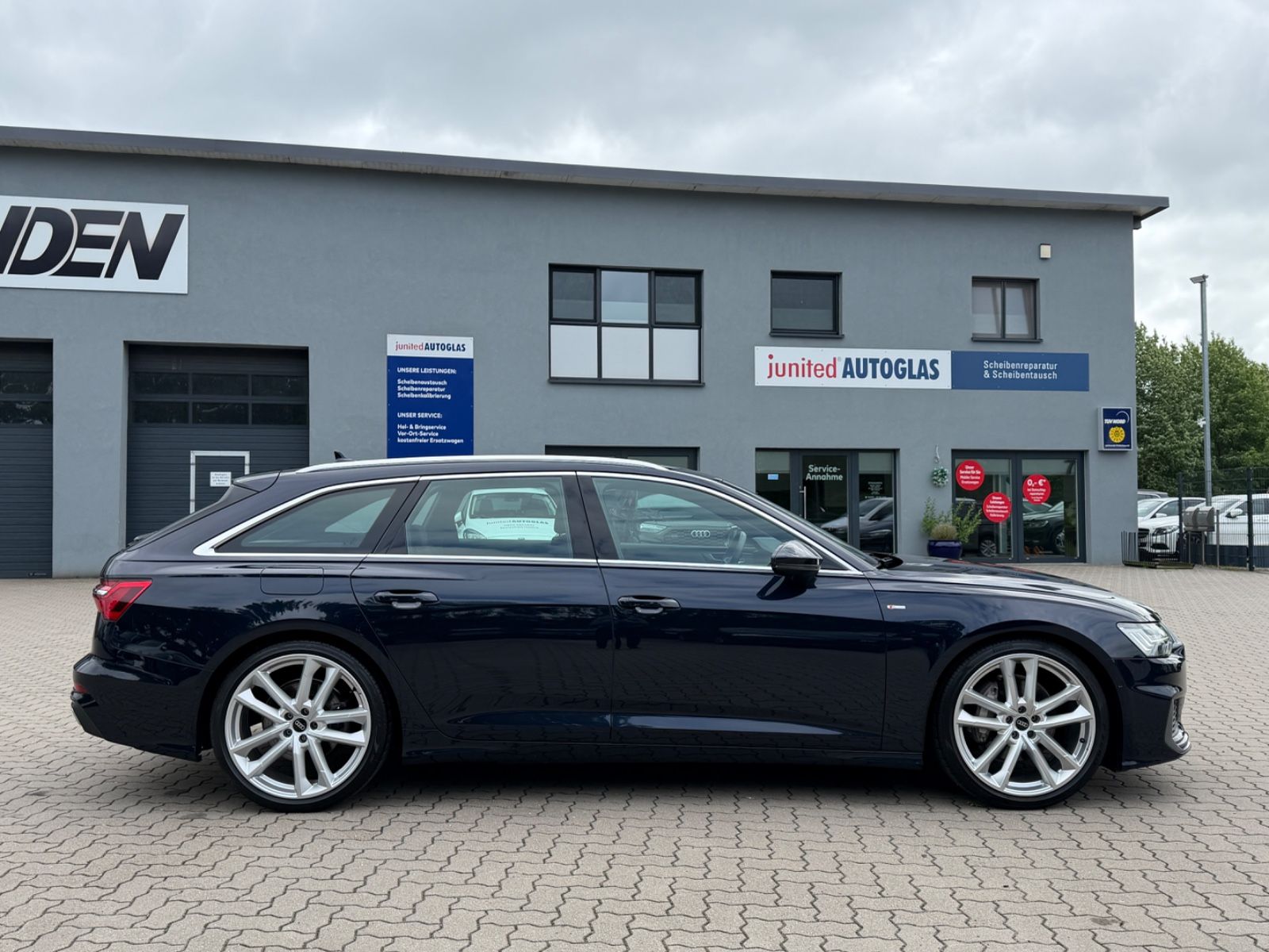 Audi A6 45 TFSI S-Line °StdHz°Matrix°R-Kamera°AHK°HUP