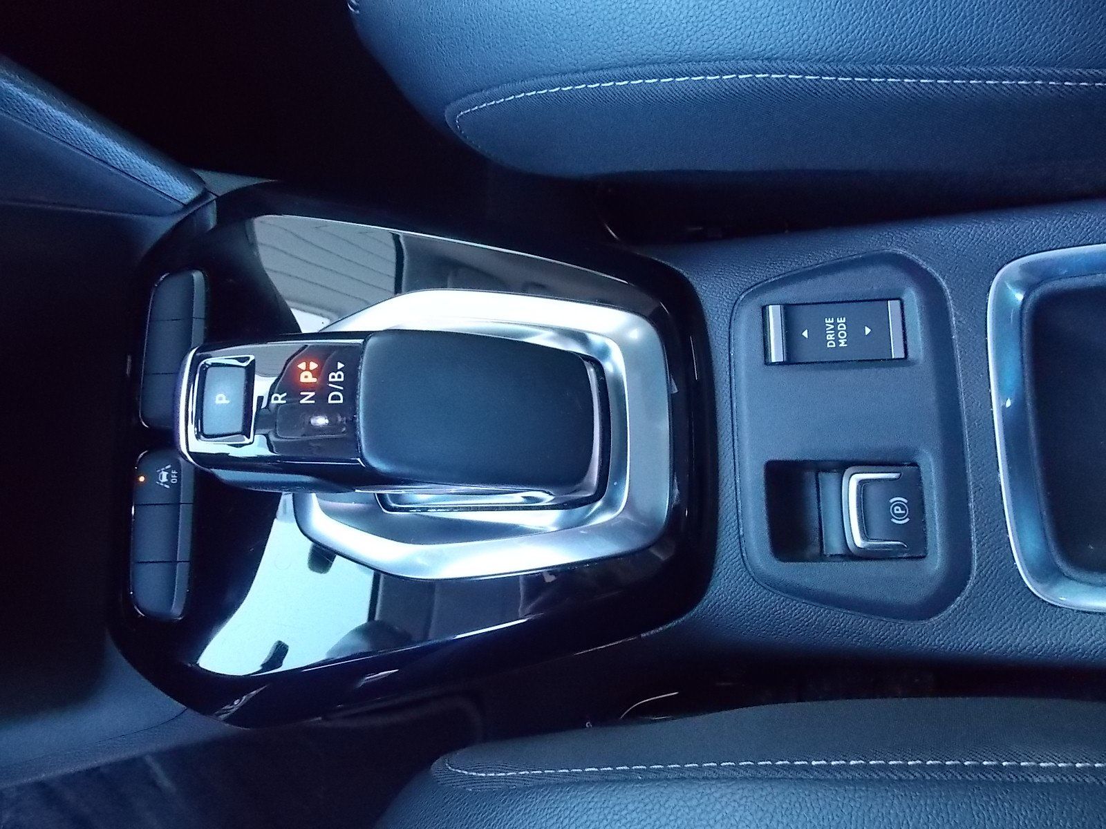Opel Corsa-e F Elegance - Samsaru's Car Outlet