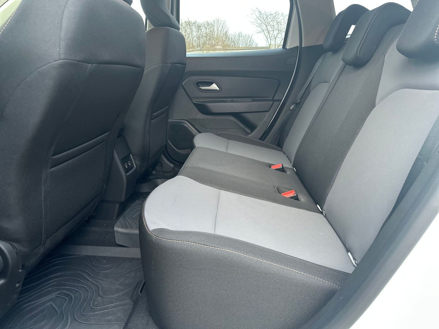 Dacia Duster Extreme - Samsaru's Car Outlet