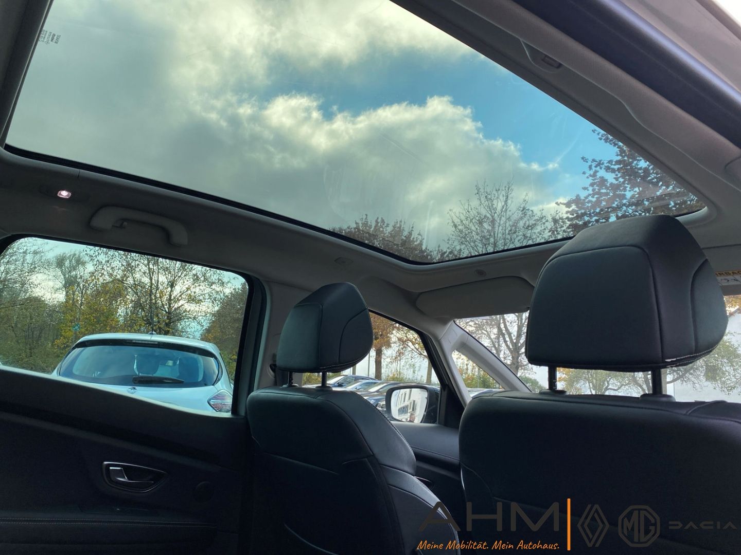 Renault Scenic IV BOSE Edition BLUE dCi - Samsaru's Car Outlet