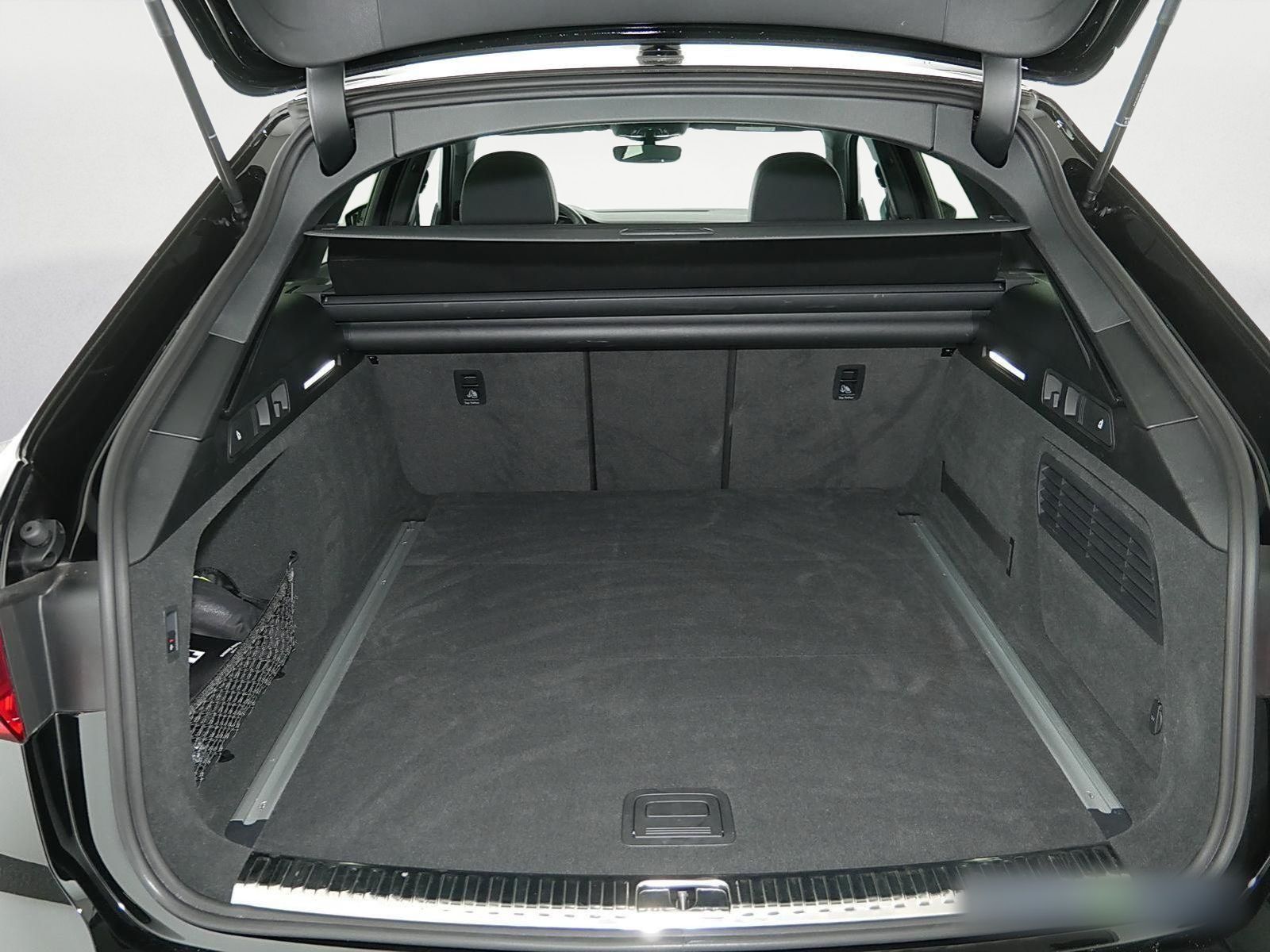 Audi A6 Avant 45TFSI qu S Line - Samsaru's Car Outlet