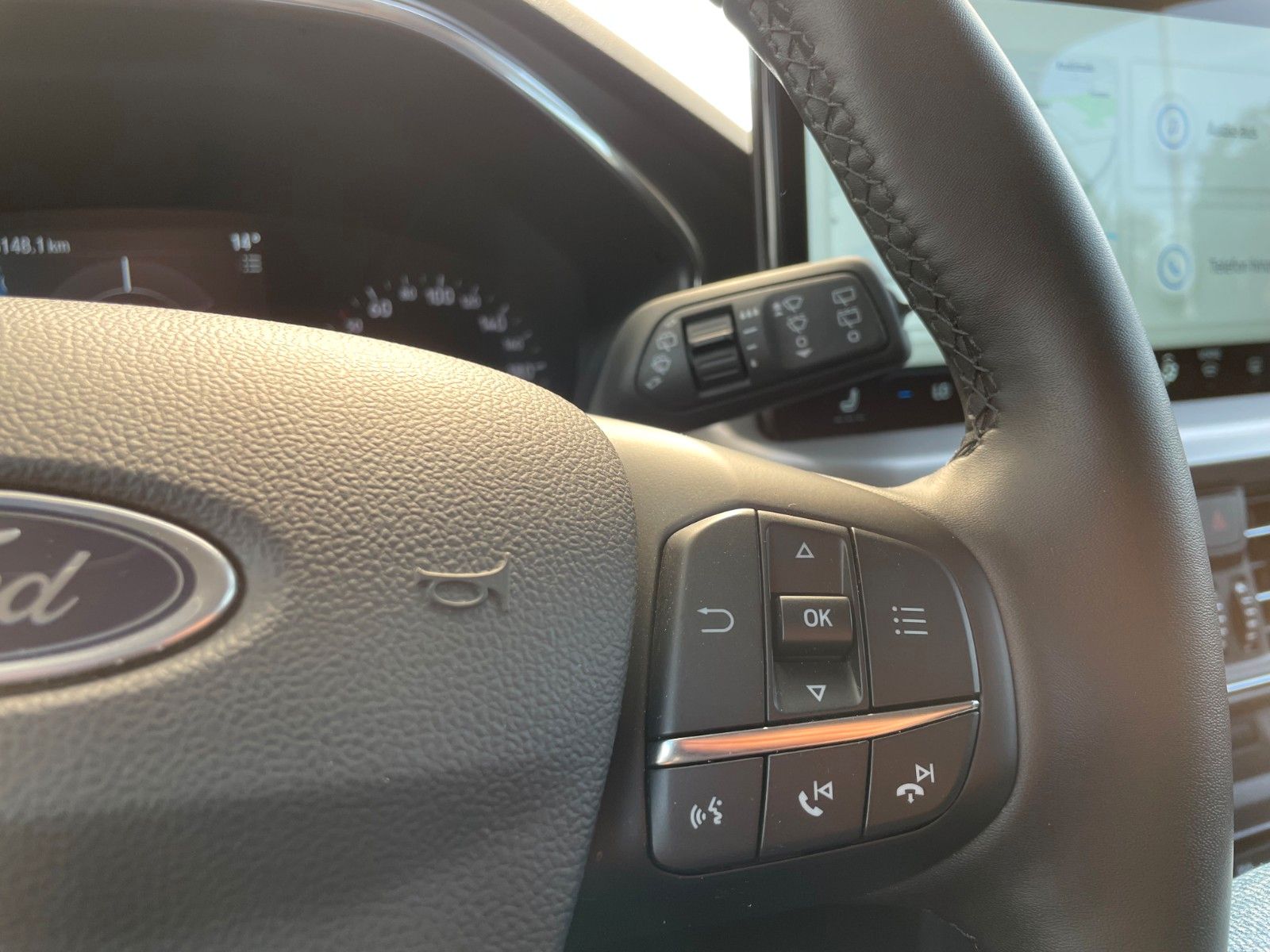 Ford Focus Automatik Turnier Titanium / ACC+155PS