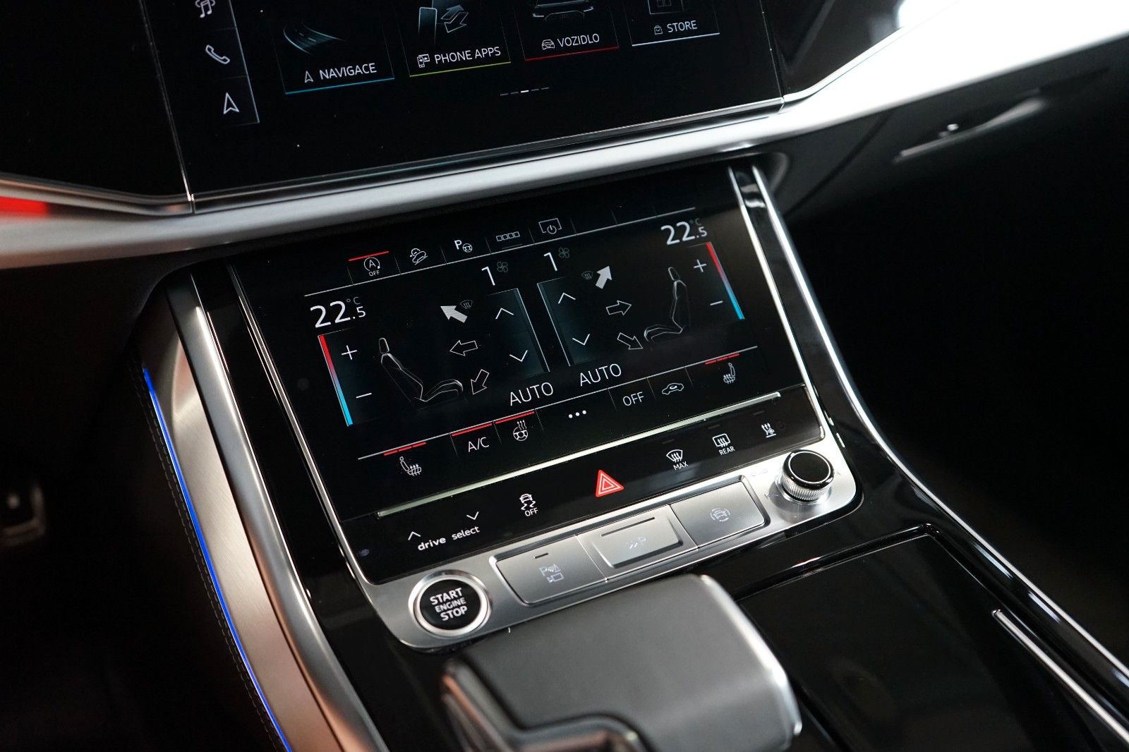 Audi Q750 TDI*S-LINE*TOW*OLED*AUX.HEAT*CZ*77.025€ NET