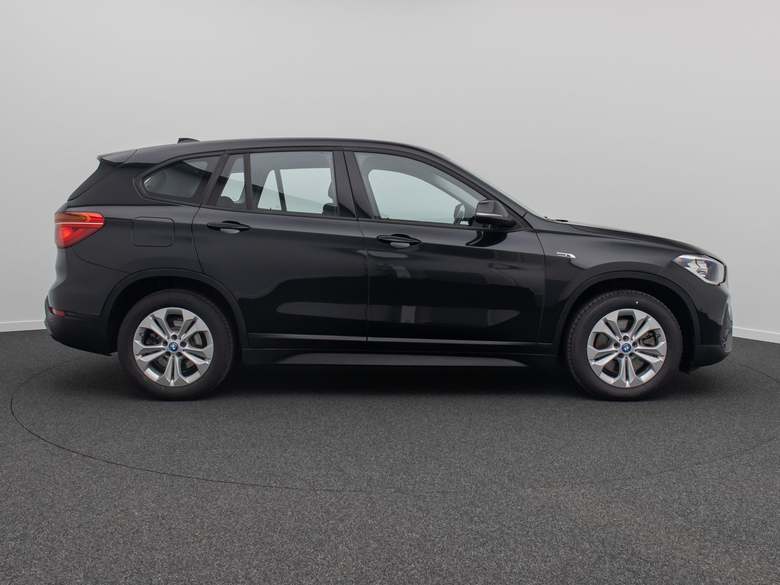 BMW X1 xD25e - Samsaru's Car Outlet
