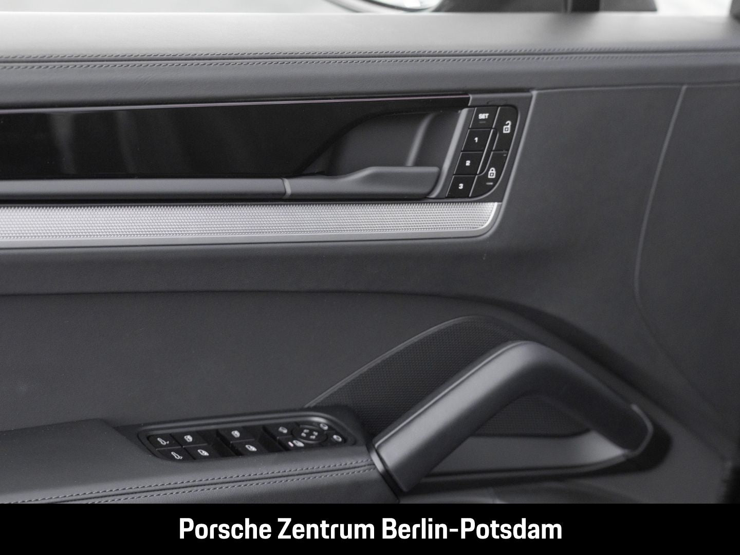 Porsche Cayenne BOSE LED-Matrix Panorama Surround-View