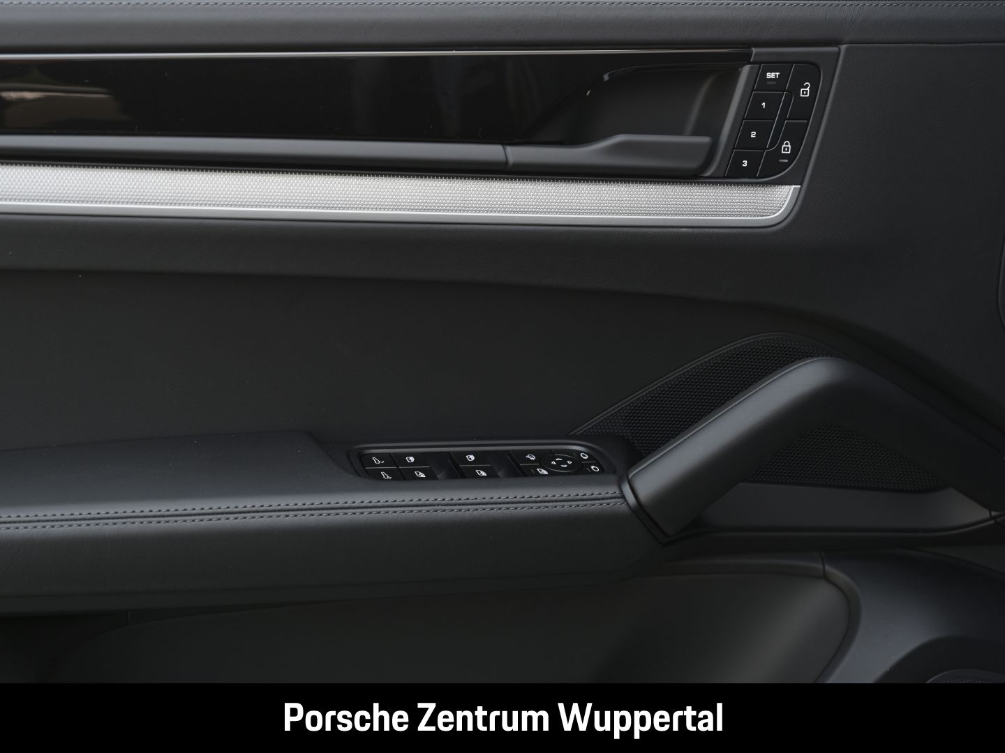 Porsche Cayenne S Coupe Sportabgasanlage BOSE 22-Zoll