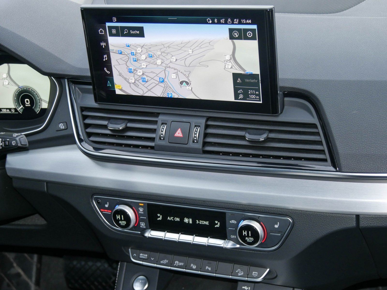 Audi Q5 55 TFSI e S line Black Pano Luft B&O AHK