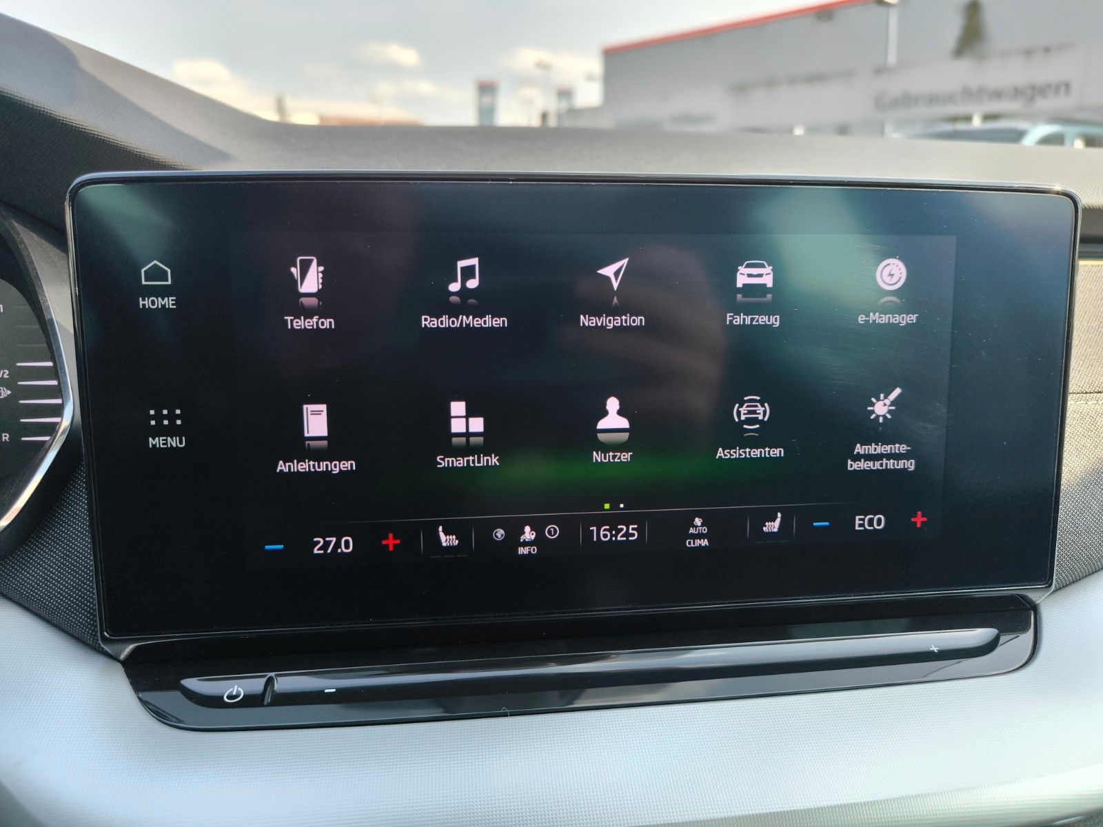 Skoda Octavia Combi First Edition iV - Samsaru's Car Outlet