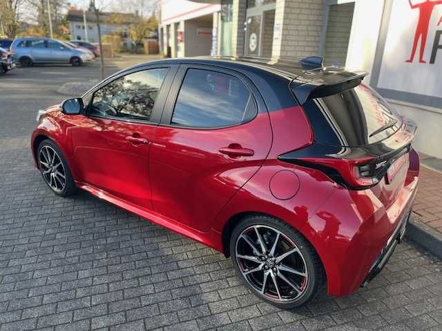 Toyota Yaris Hybrid 1.5 GR SPORT - Navi, JBL, HuD, PDC,