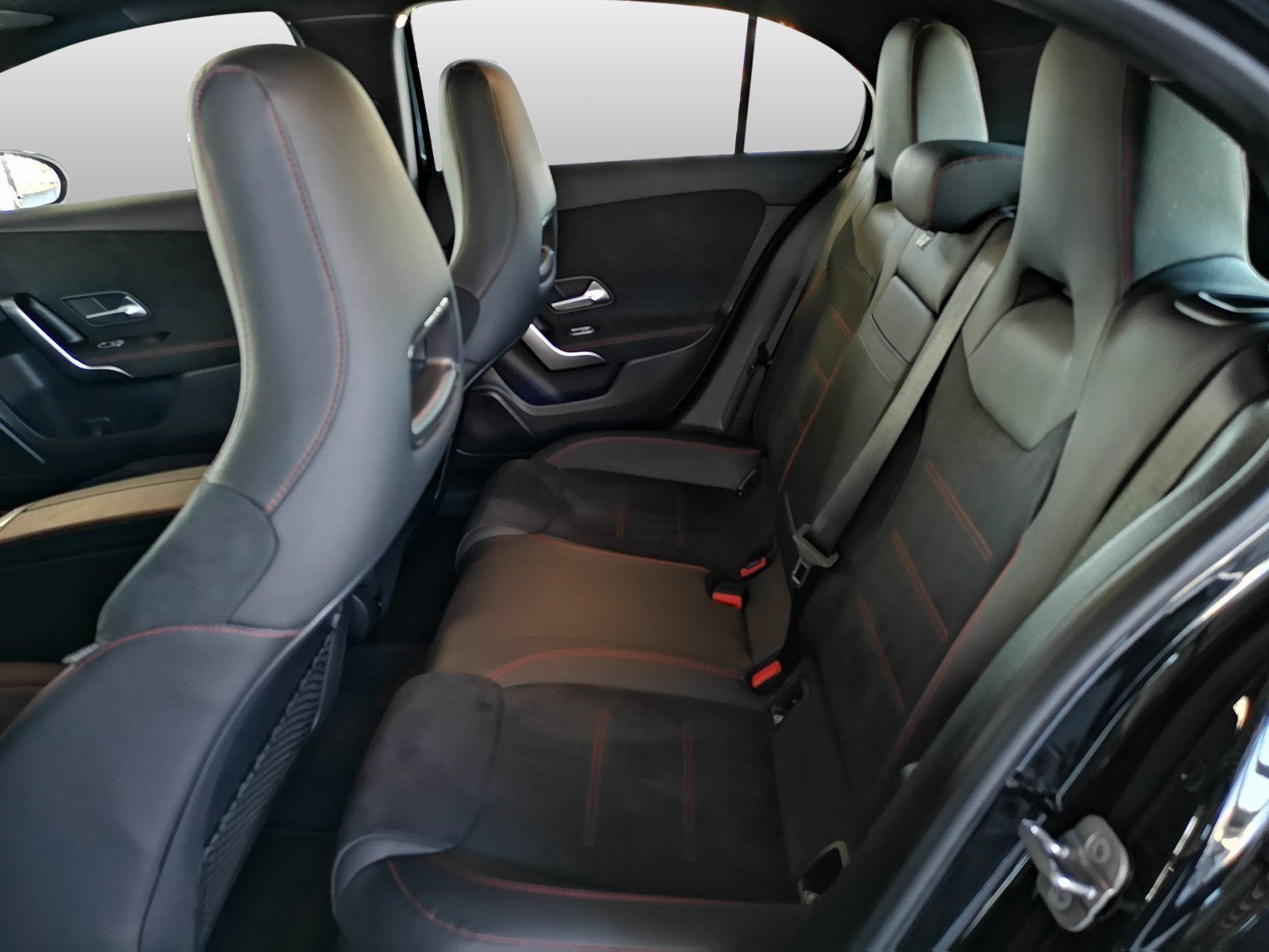 Mercedes-Benz A 200 AMG - Samsaru's Car Outlet