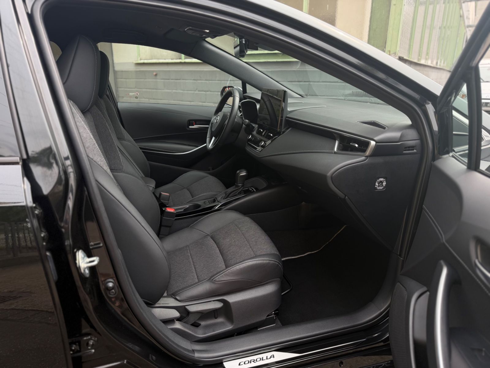 Toyota Corolla Touring Sports Hybrid Team D 1. Hand