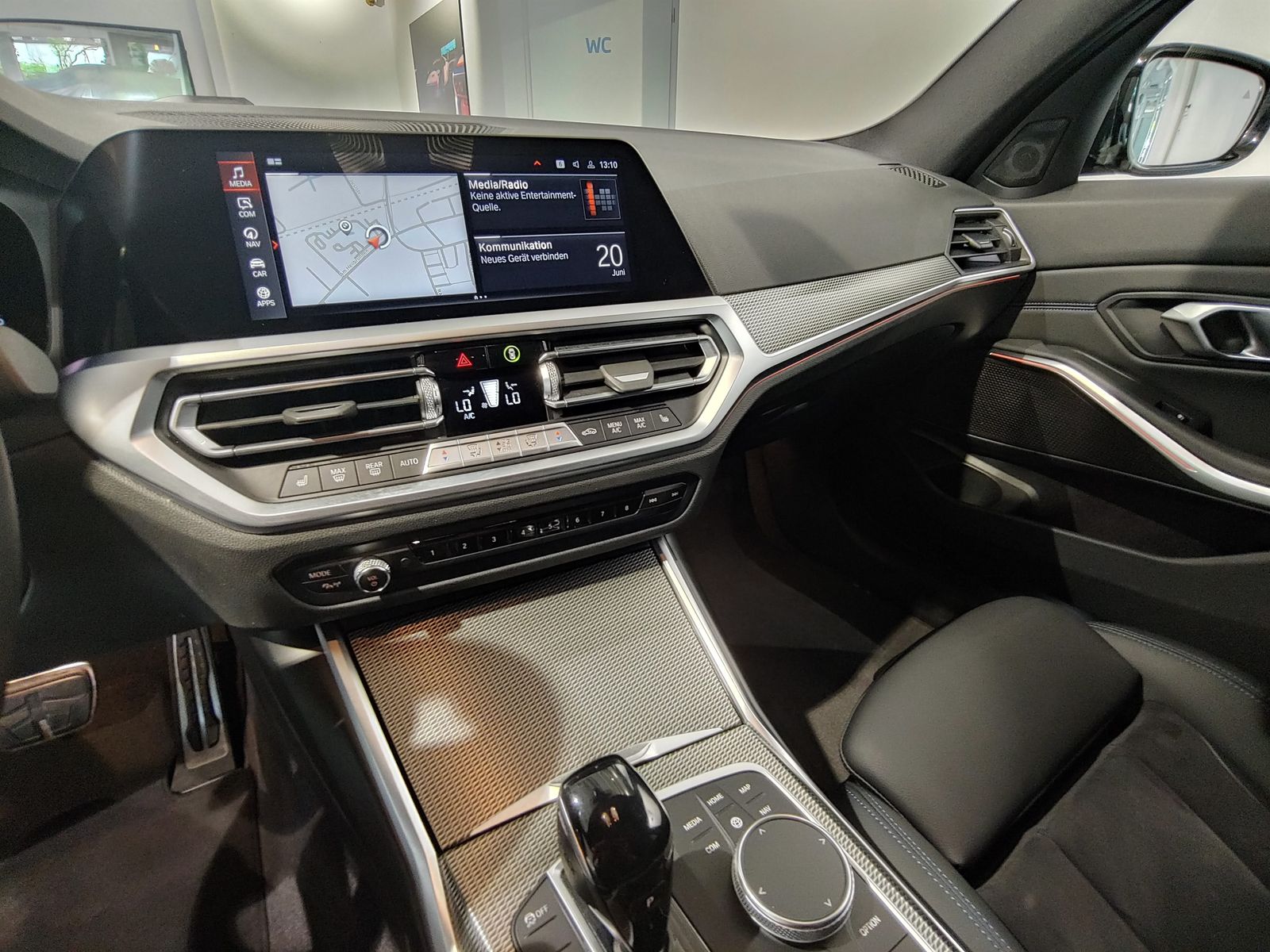 BMW 330d xDrive M Sport - Samsaru's Car Outlet