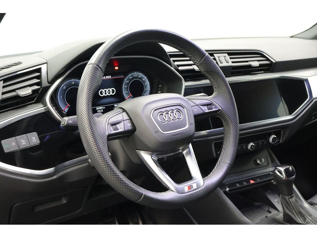 Audi Q3 40 TDI quattro S line S tronic - Samsaru's Car Outlet