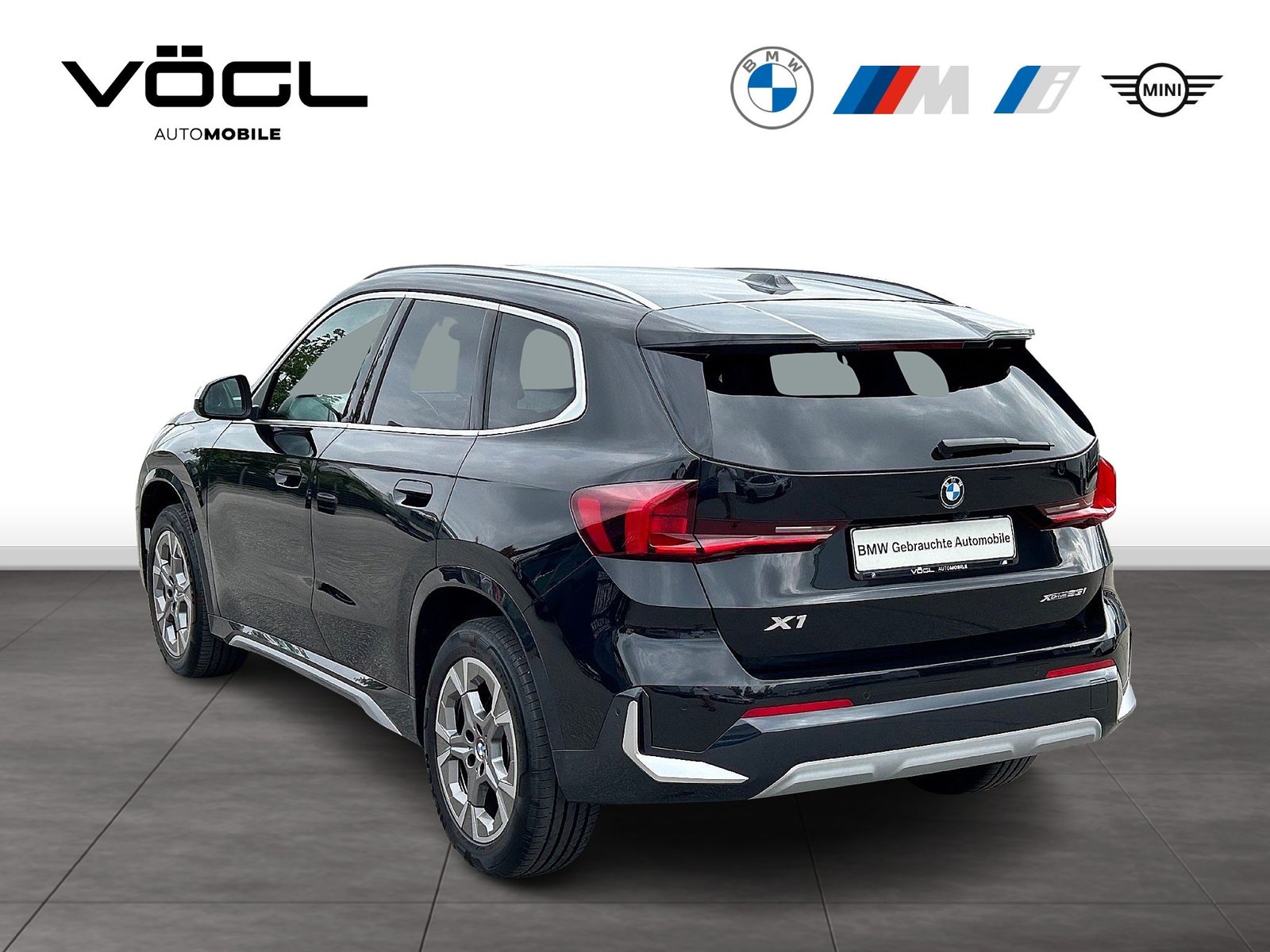 BMW X1 xDrive23i xLine - Samsaru's Car Outlet