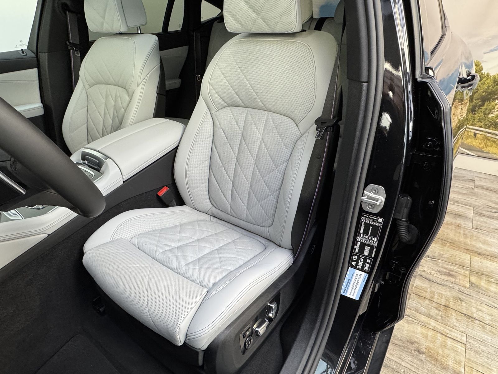 BMW X6 xDrive30d M Sport Pro AHK Pano Sitzlüft. ACC