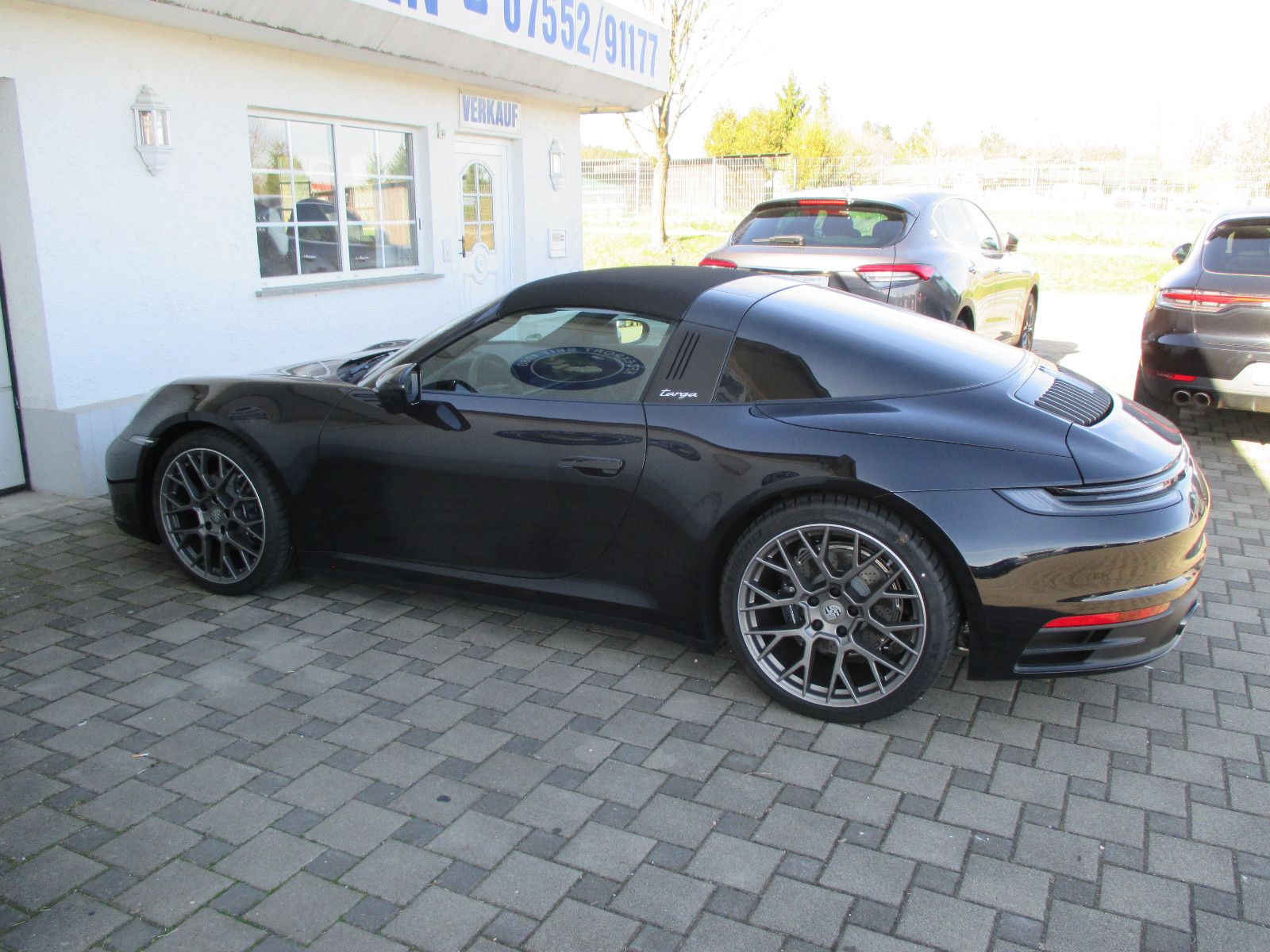 Porsche 992/911 Targa 4 - Samsaru's Car Outlet