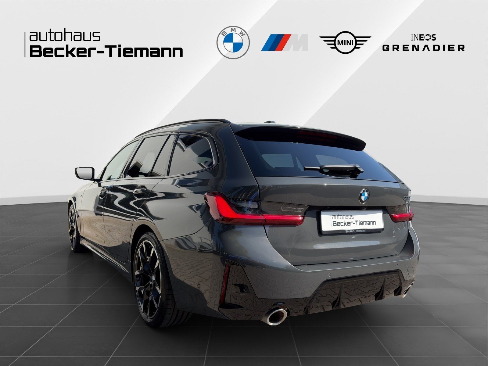 BMW 320i Touring M-Sport AHK HUD DrivAss. ACC ParkAs