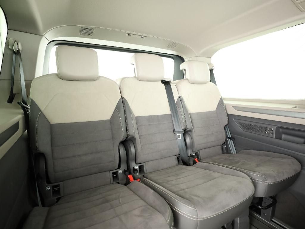 Volkswagen T7 Multivan 1.5 TSI eHybrid 4M*7S*DCC*AHK*ACC*Hu