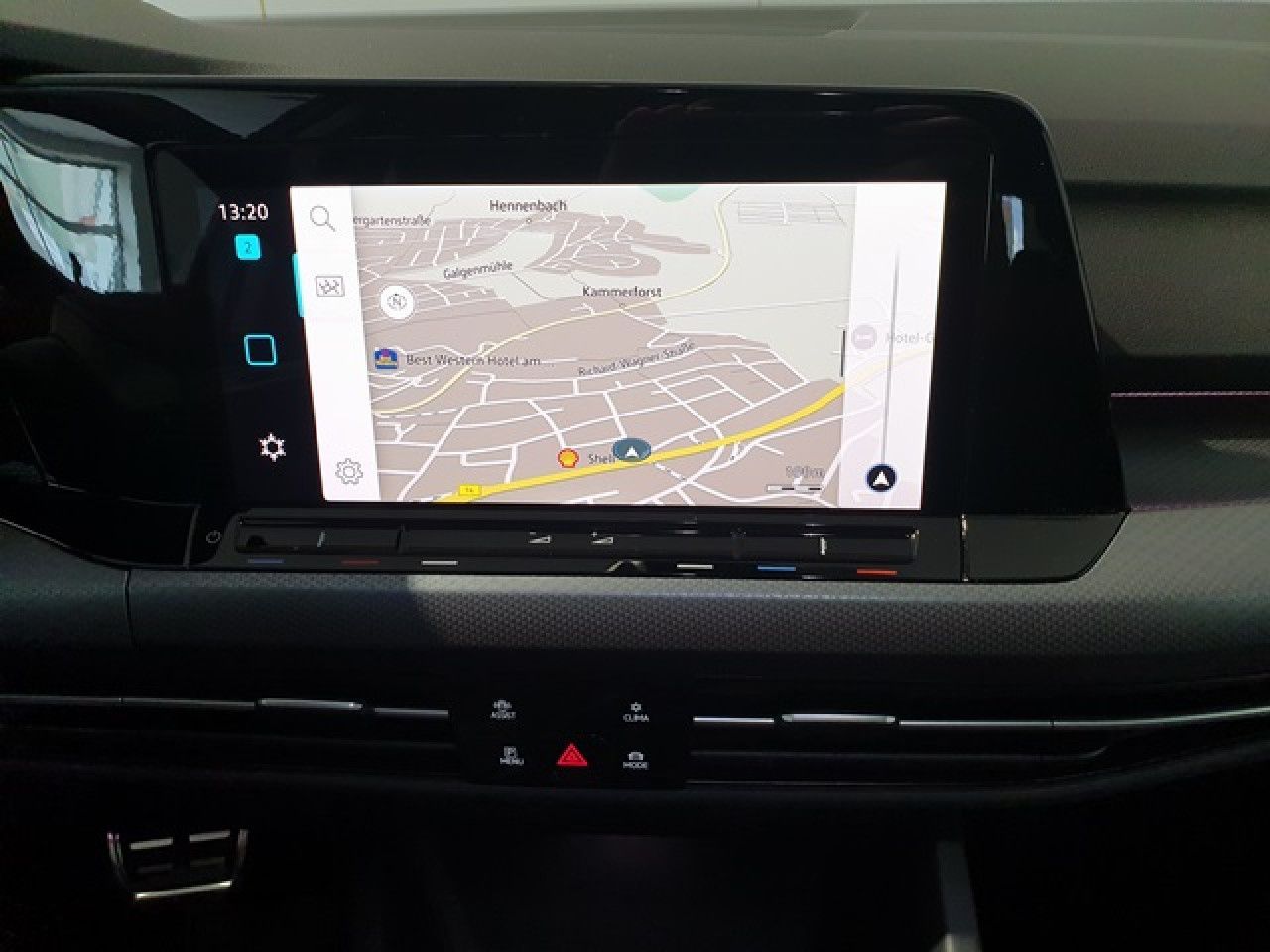 Volkswagen Golf 1.5 eTSI Active DSG - Samsaru's Car Outlet