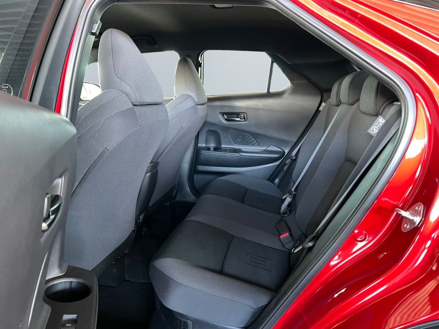 Toyota C-HR 1.8 Hybrid Teamplayer *LED*el Heck*SHZ*CAM*