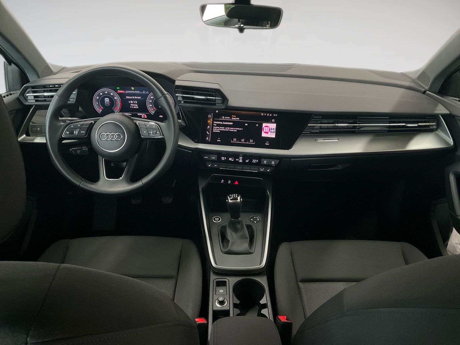 Audi A3 Sportback 30TFSI - Samsaru's Car Outlet