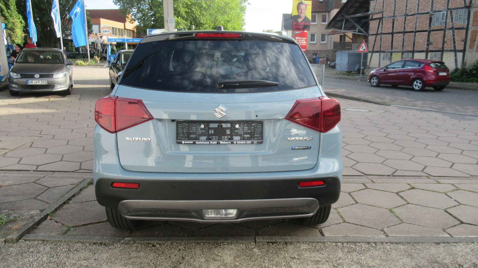 Suzuki Vitara Hybrid Comfort - Samsaru's Car Outlet