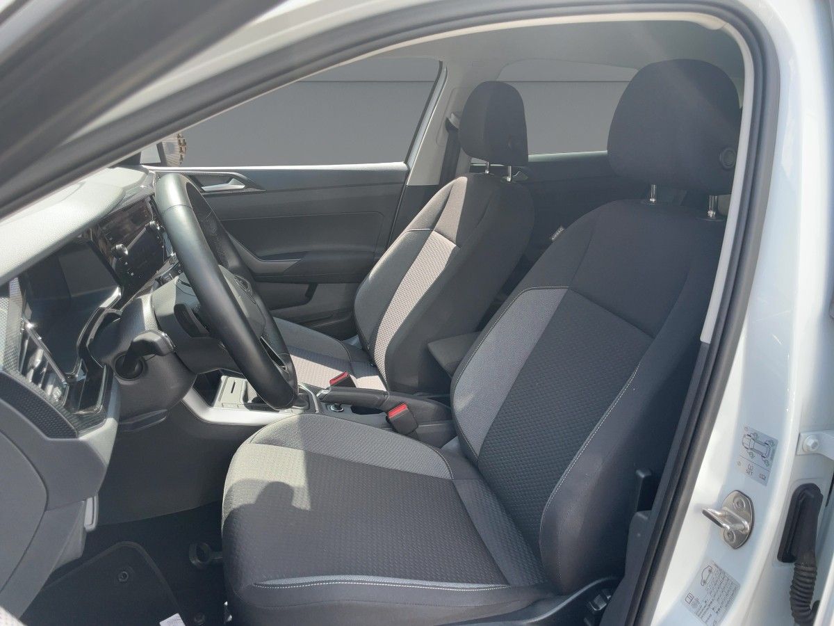 Volkswagen Taigo 1.5 TSI Life Black - Samsaru's Car Outlet