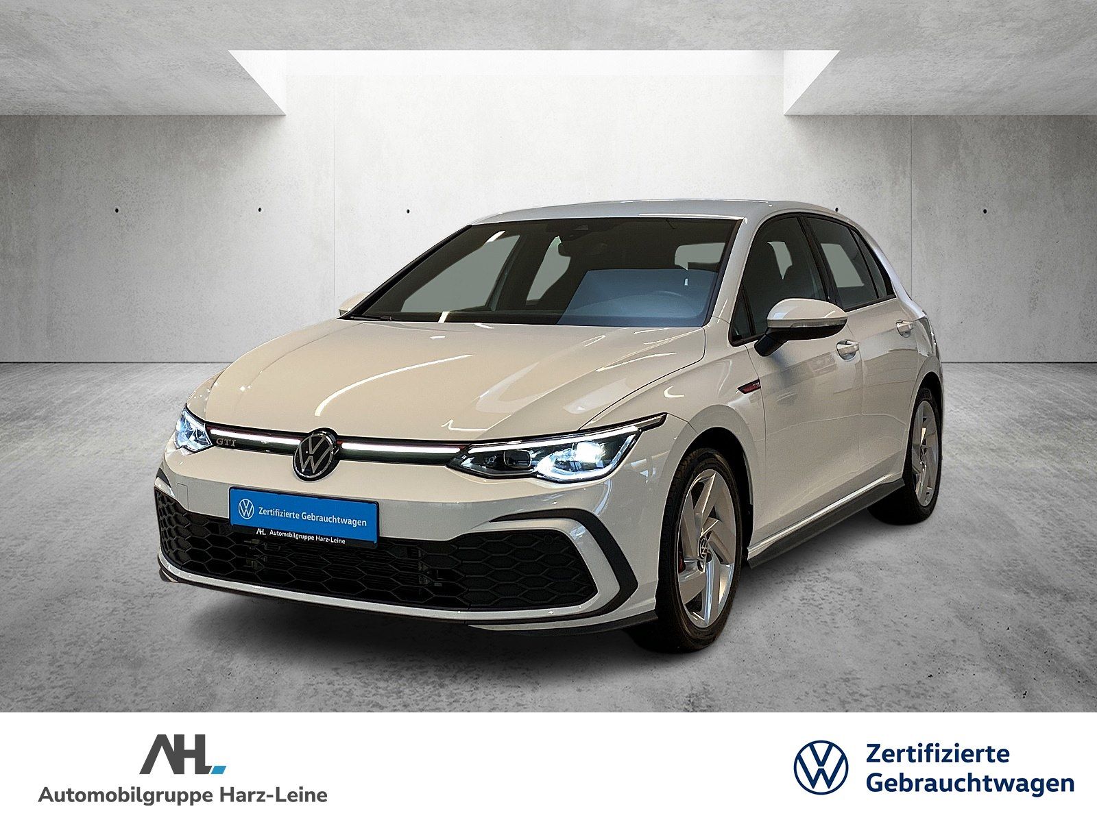 Volkswagen Golf GTI VIII 2.0 TSI DSG - Samsaru's Car Outlet